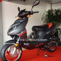 Scooter 125 ccm, schwarz